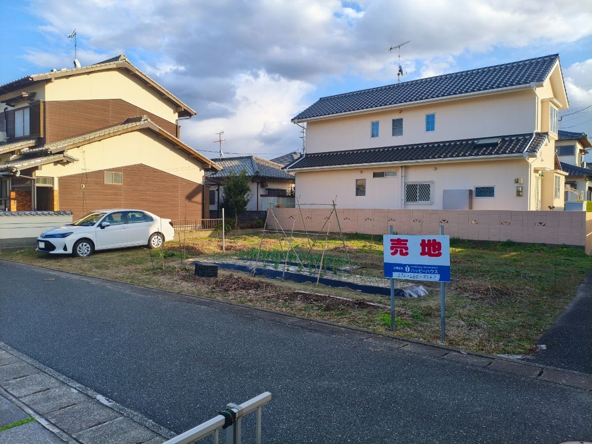 西区泉一丁目1102番13土地