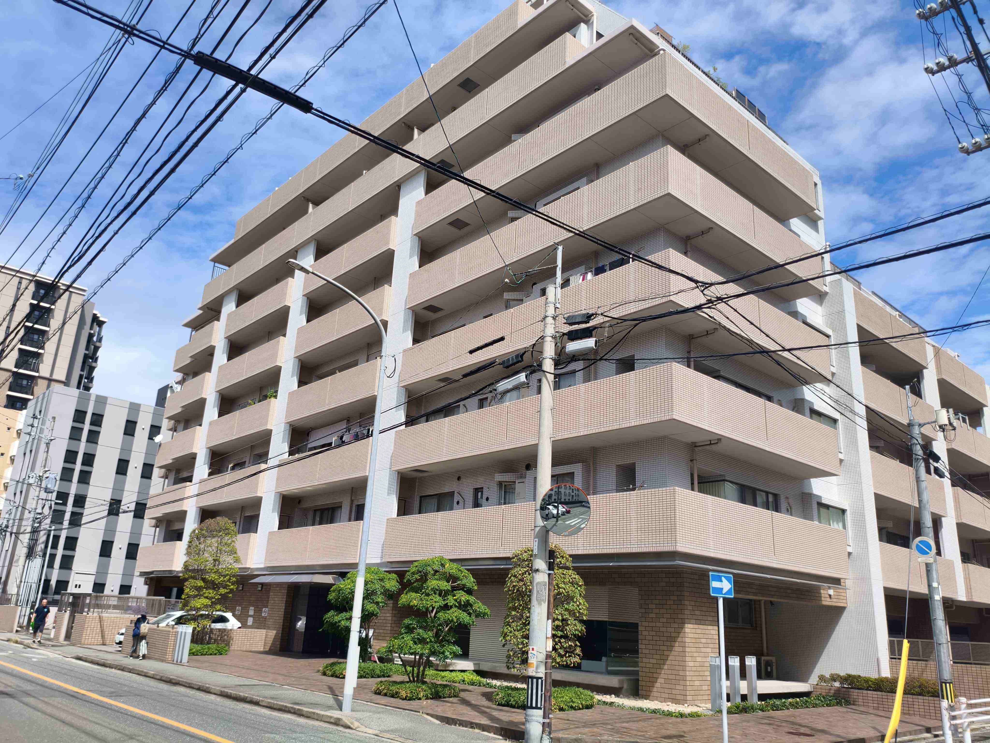 アーティックス大濠 201号室