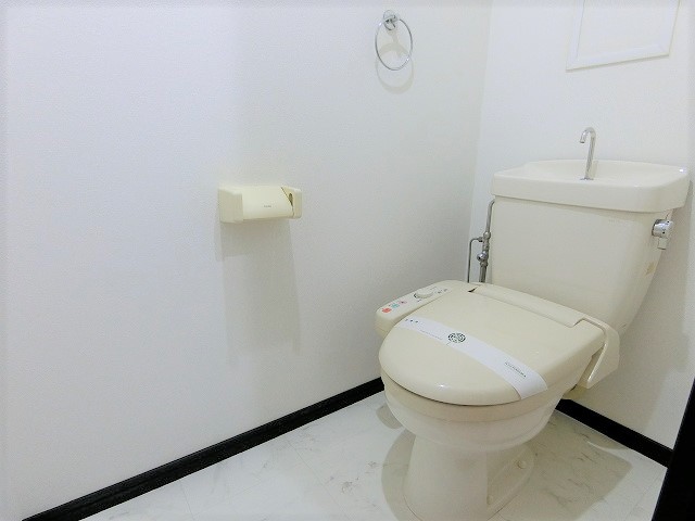 セトル吉塚 / 305号室 トイレ