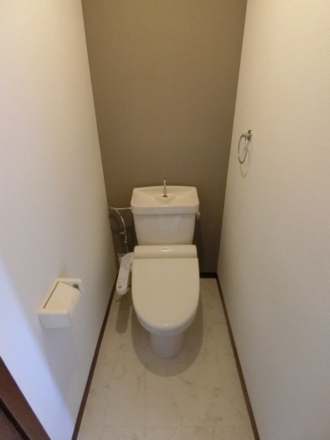 セントレージ博多 / 302号室 トイレ