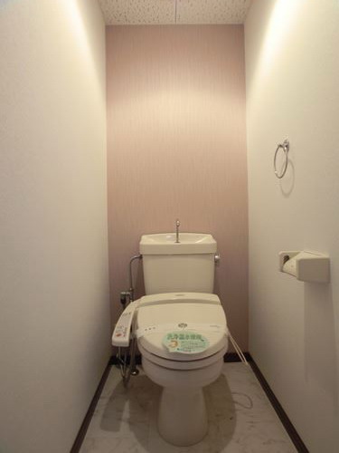ﾚｼﾞﾃﾞﾝｽ・ｳｨｽﾃﾘｱ24 / 401号室 トイレ