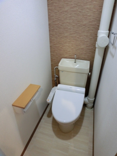 リヴェール伊賀 / 401号室 トイレ