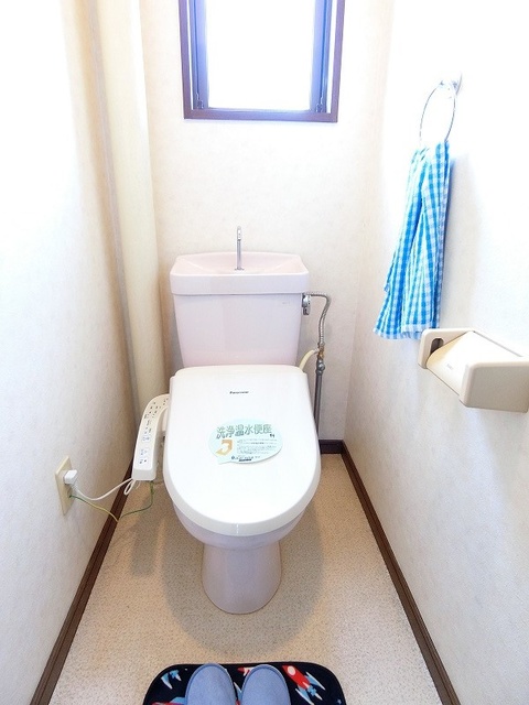シャルマン観世Ⅱ / 201号室 トイレ