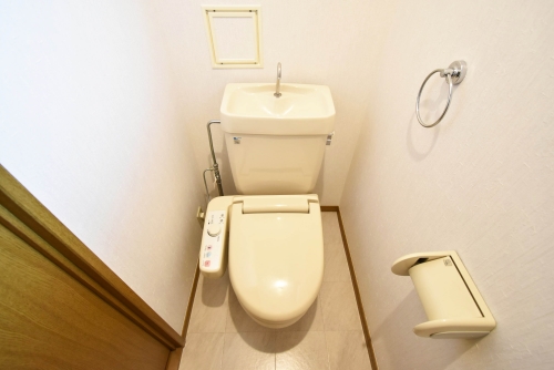 プレミール筑紫 / 602号室 トイレ