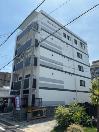 West Court DR / 301号室