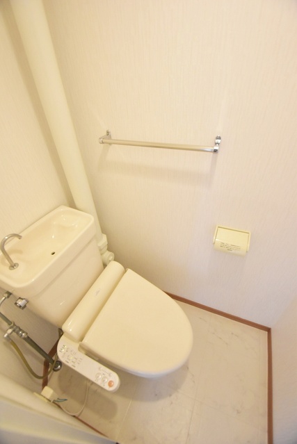 出島コーポⅡ / 301号室 トイレ