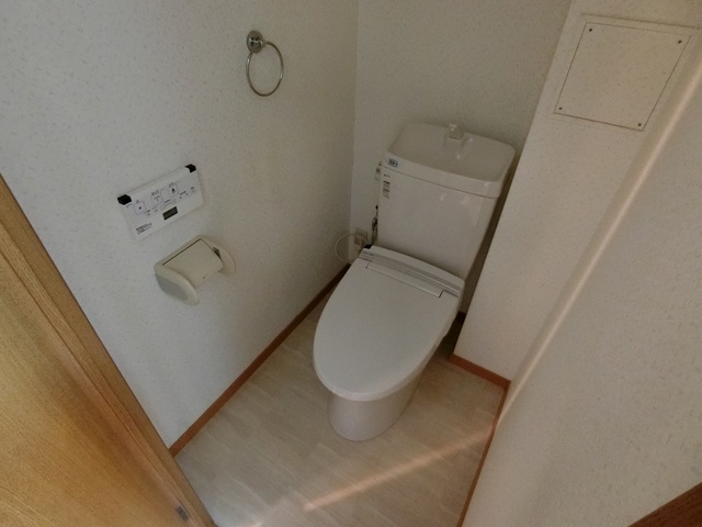 阿部第３ビル / 105号室 トイレ