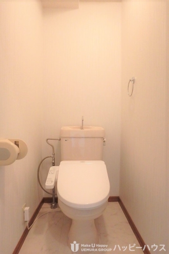 フローラルハイツ / 601号室 トイレ