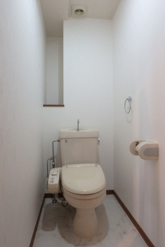 グランドアビタシオン村上 / 402号室 トイレ