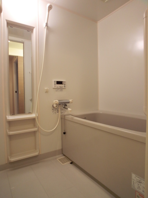 グランドゥール清水 / 105号室 トイレ
