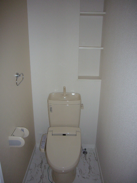 サントラップ / 103号室 トイレ