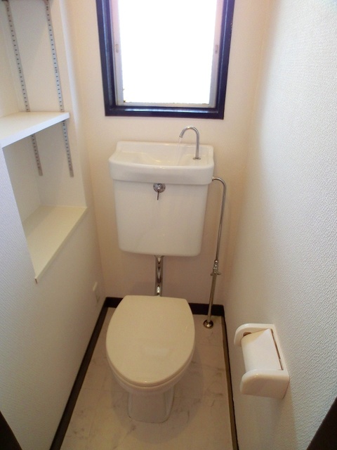 紙屋ビル / 406号室 トイレ