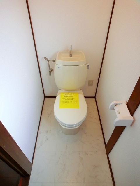 渡辺貸家 / 3号号室 トイレ