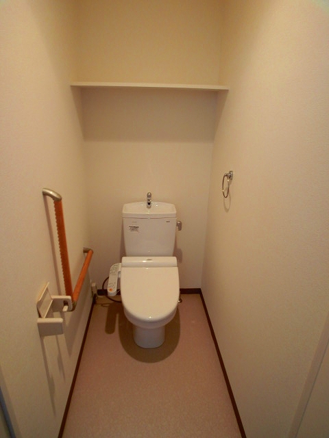 グランディア清水 / 405号室 トイレ