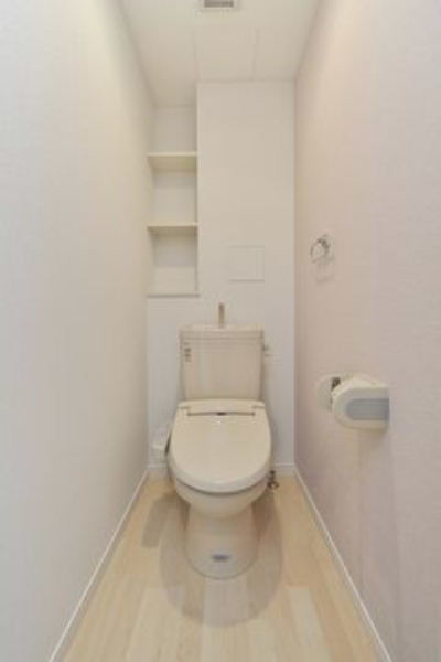 エスターテ今宿 / 501号室 トイレ