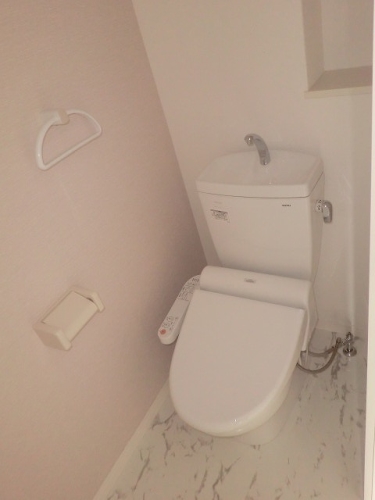 メゾン・ド・クレール梅林 / 402号室 トイレ