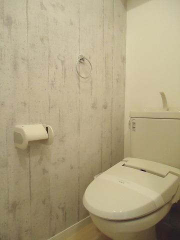 トラント・ドゥ博多 / 705号室 トイレ