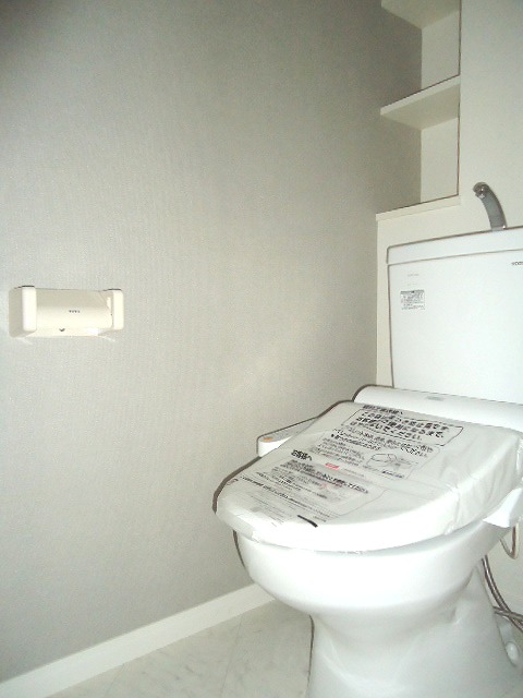 パルク薬院 / 501号室 トイレ
